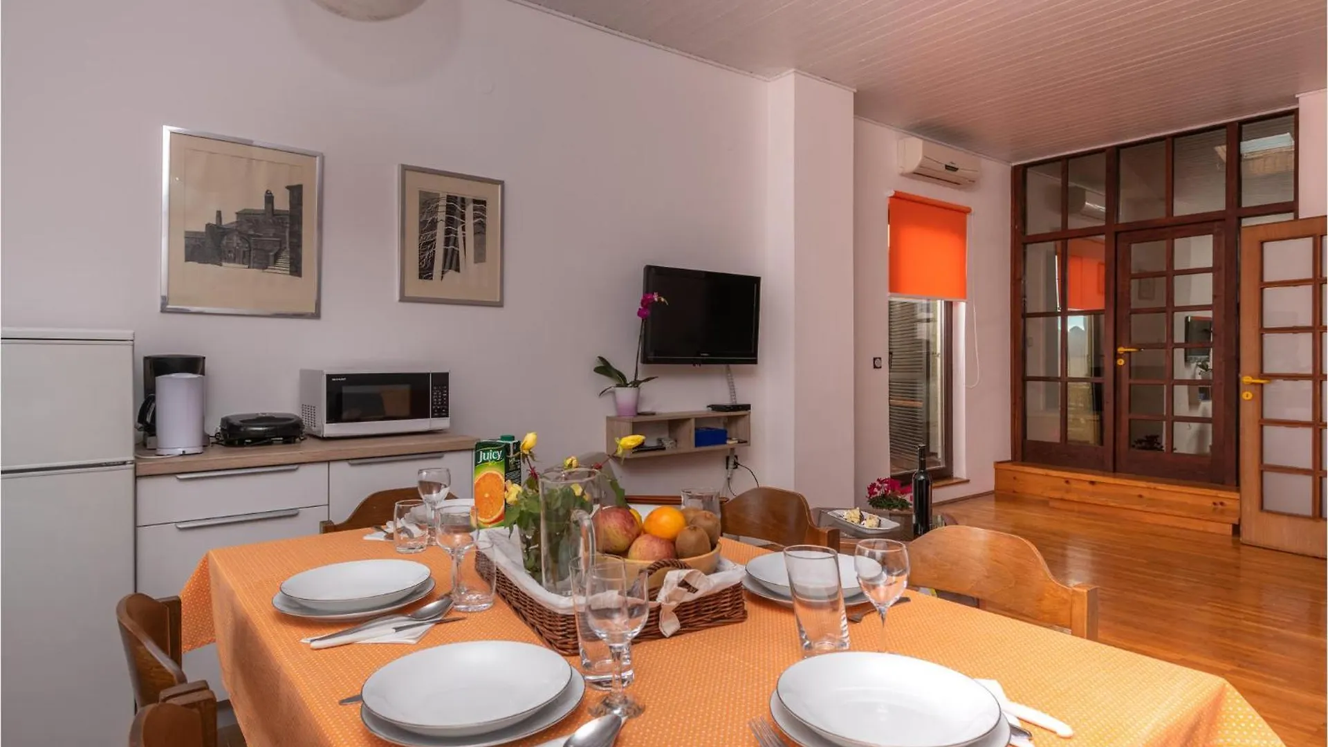 2 Bedroom Awesome Apartment In Barban 0*,